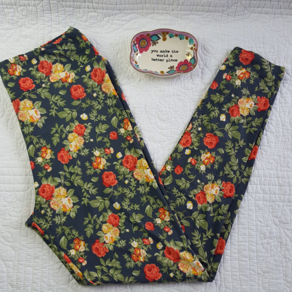 Lularoe TC Rose Floral leggings